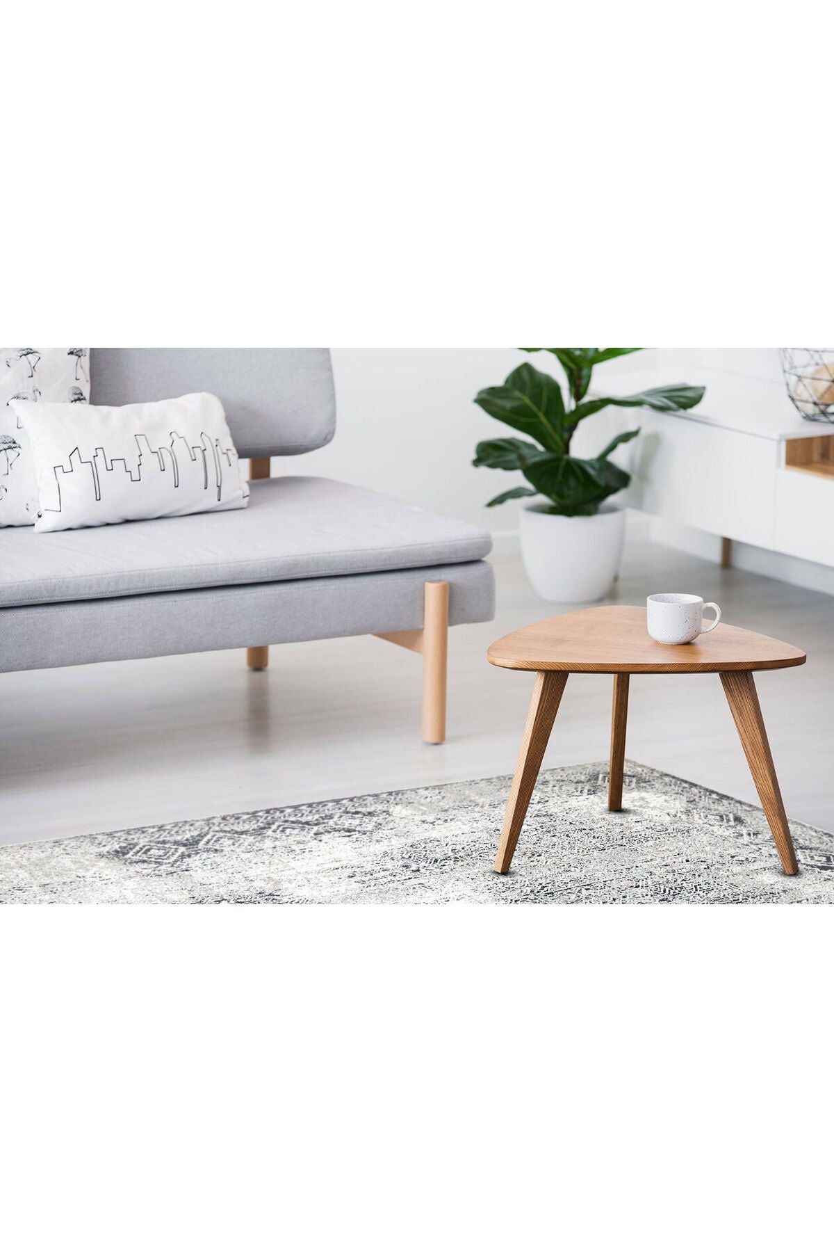 Vr 08 Grey Black Xw - Verona - Yumuşak Ipeksi Tuşeli Yüksek Alçak Oymalı Modern Ince Makine Halısı