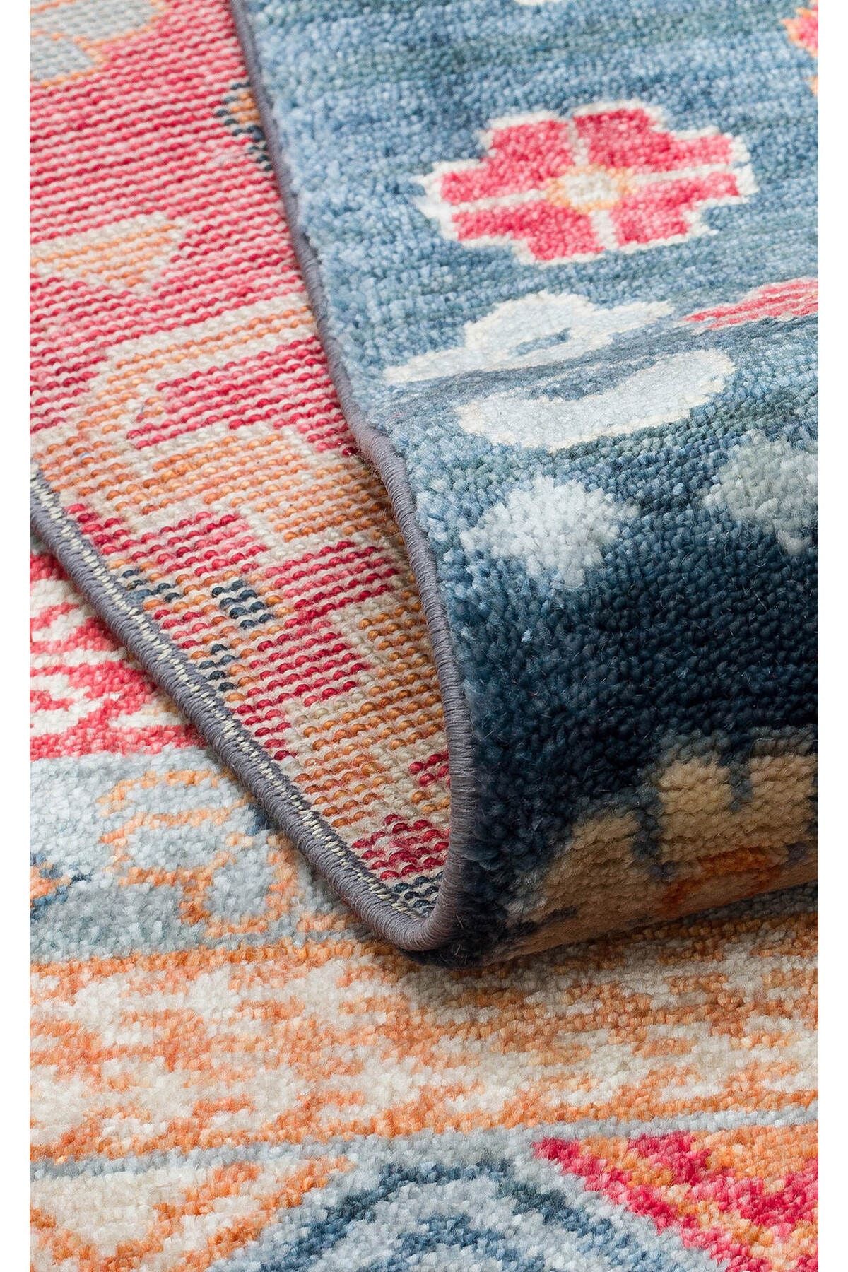 ZR 17 NAVY MULTY - Otantik Desenli El Emeği ile Üretilen Modern Uşak Halısı