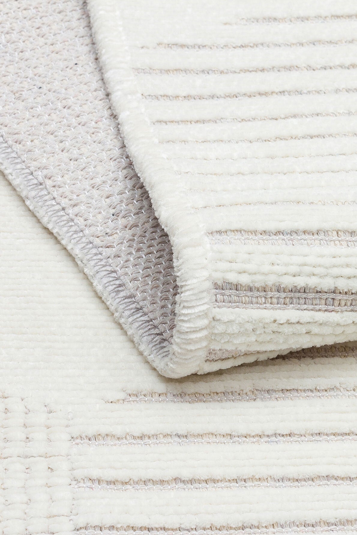Ada 01 Krem - Yıkanabilir Kaymaz Hav Yapmaz Modern Düz Dokuma Kilim