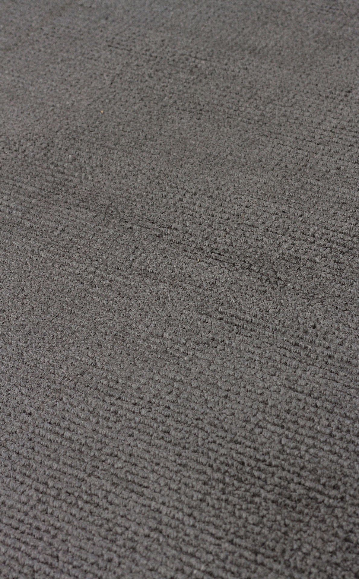 VT PLAIN CHARCOAL - VELVET - Düz Renk El Emeği ile Özel Tezgahlarda Üretilen Viskon Uşak Halısı