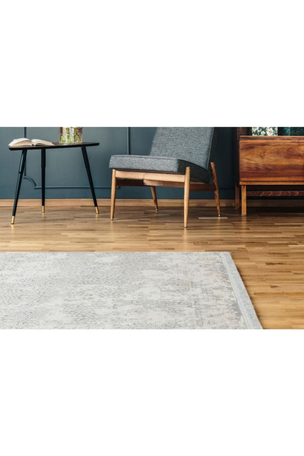 Vr 06 Cream Beıge Xw - Verona - Yumuşak Ipeksi Tuşeli Yüksek Alçak Oymalı Modern Ince Makine Halısı