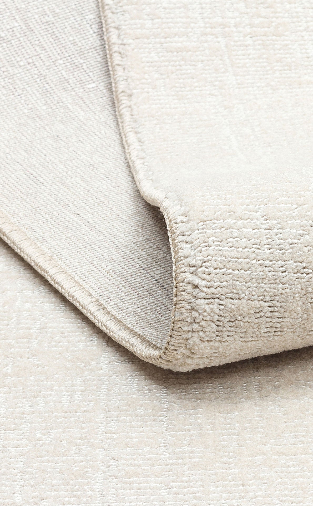 KLH PLAIN CREAM - KALAHARI - Özel Dokuma Tekniği ile Üretilen Modern Sade Desenli Makine Halısı