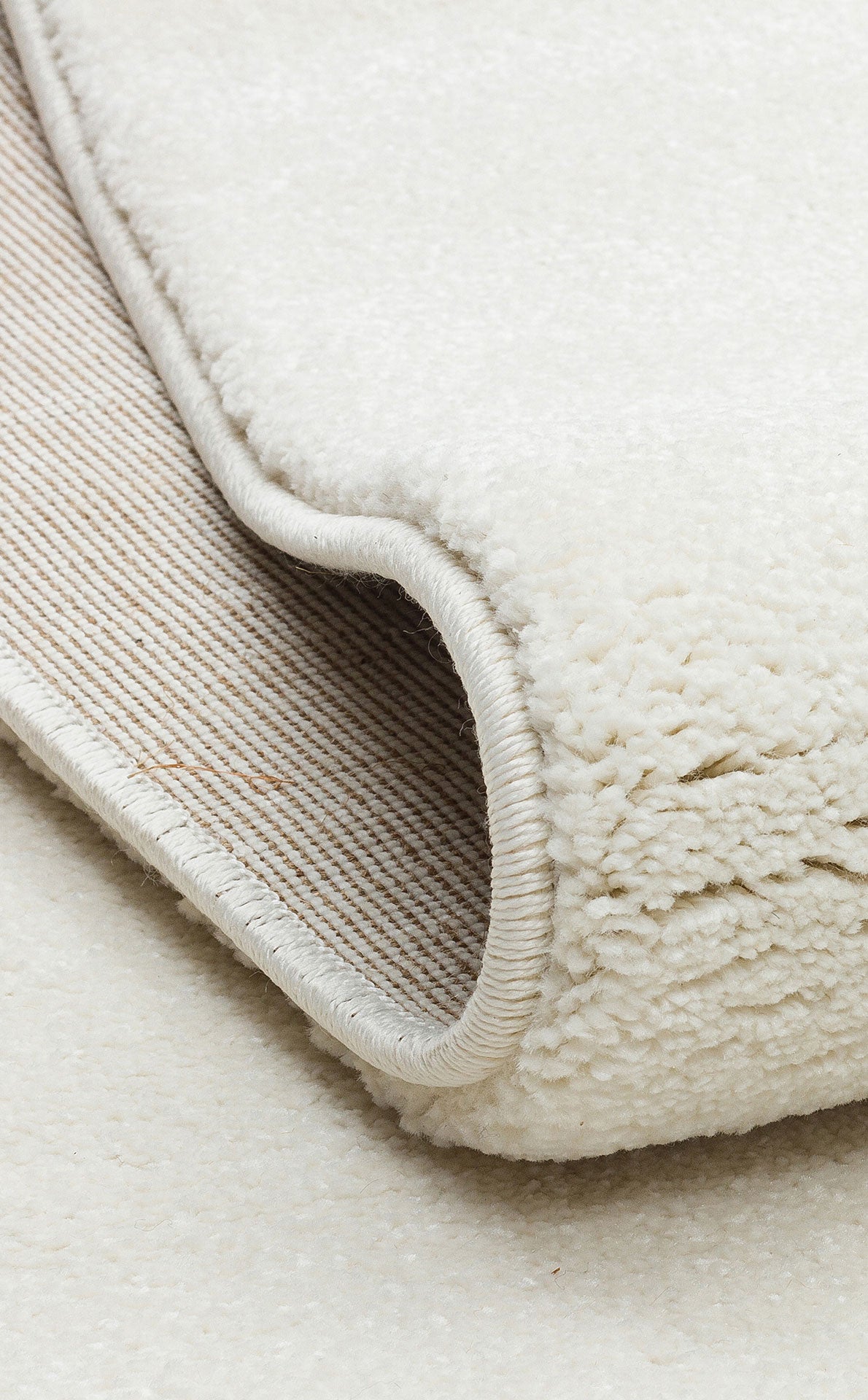 LT PLAIN WHITE - LOTTO - Hav Toz Vermez Modern Sade Desenli Makine Halısı