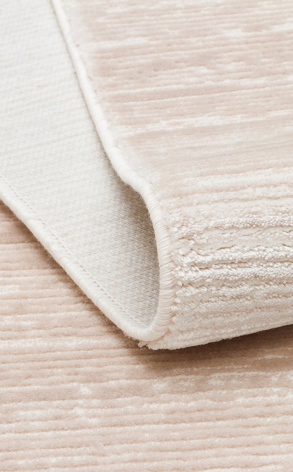 LKY PLAIN BEIGE - LYKIA - Sade ve Modern Akrilik Makine Halısı