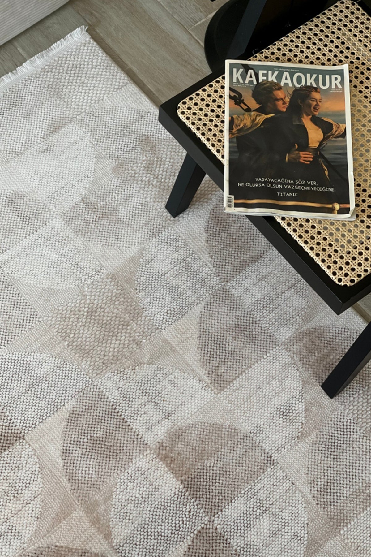 Truva 6622 Bej - Modern Akrilik Salon Halısı