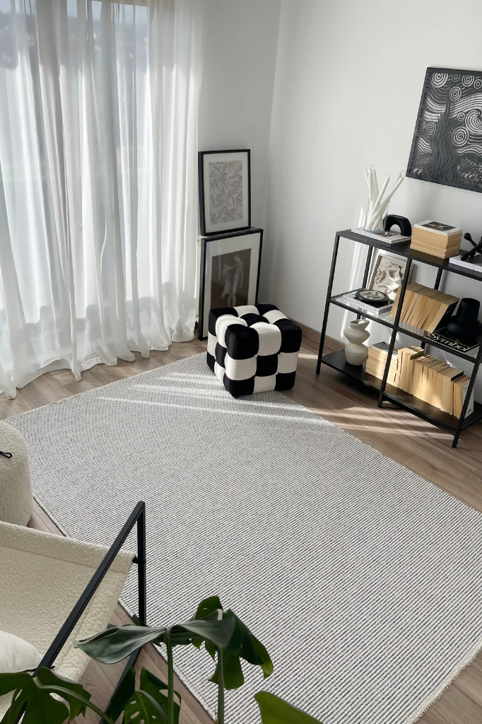 Apex Sura 7411 Gri - Modern Yıkanabilir Makine Halısı