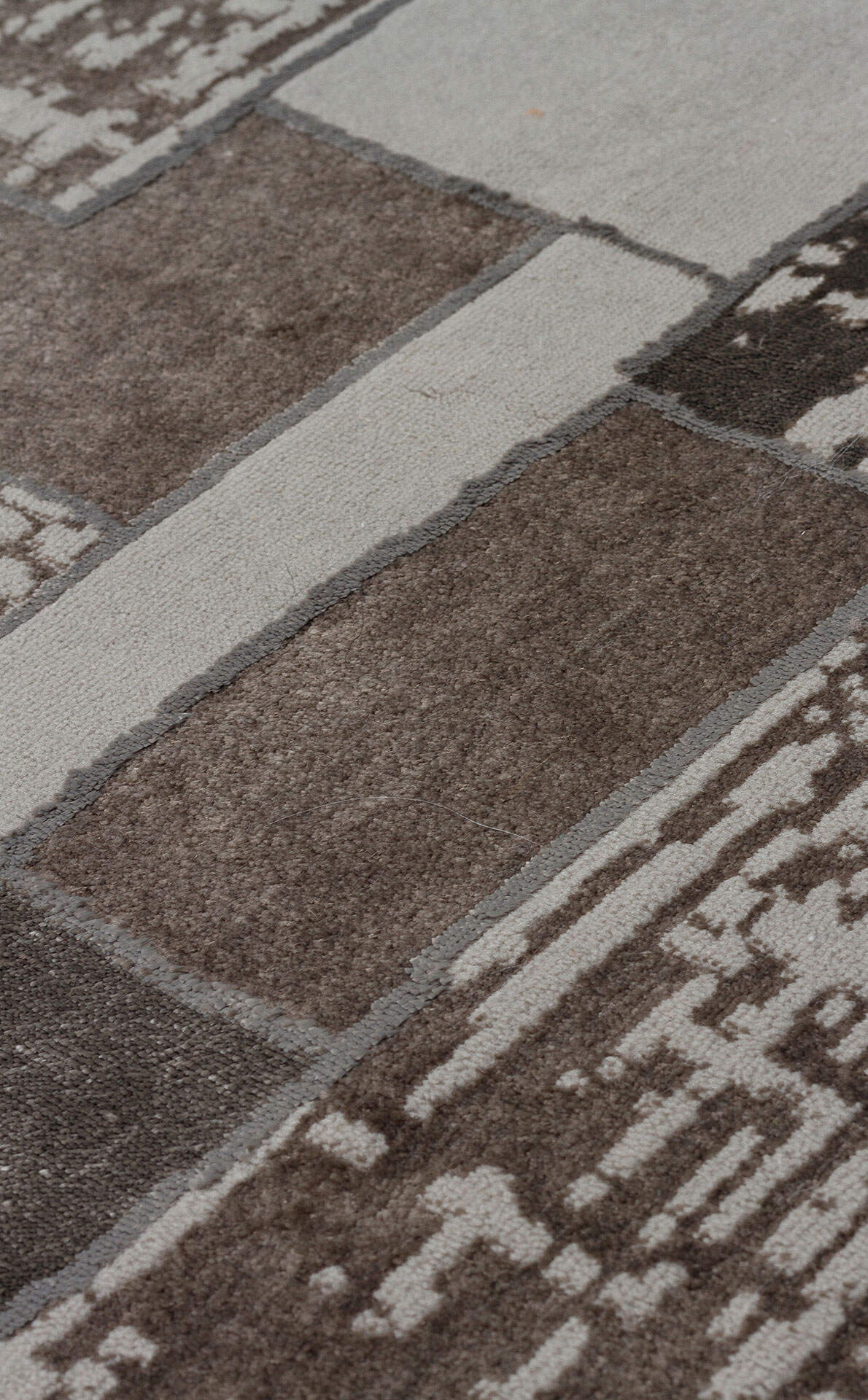 TOR 04 GREY - TORINO - Sık Dokuma Dökümlü Yere Oturan Hav Toz Vermez Yıkanabilir Kaymaz Tabanlı Modern Halı