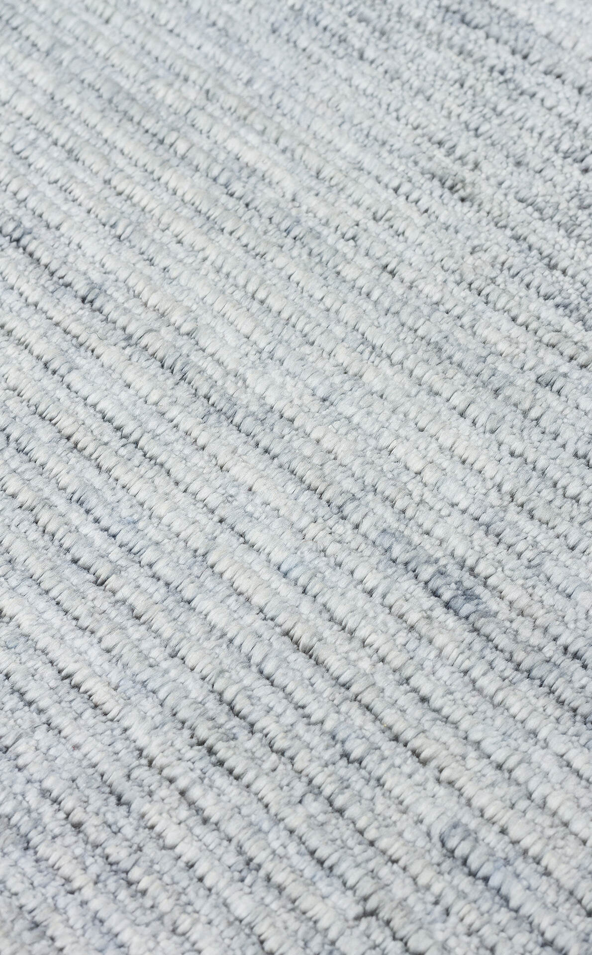 GES PLAIN SKY BLUE - GESSI - El Emeği ile Özel Tezgahlarda Üretilen Modern Kara Tezgah Halısı