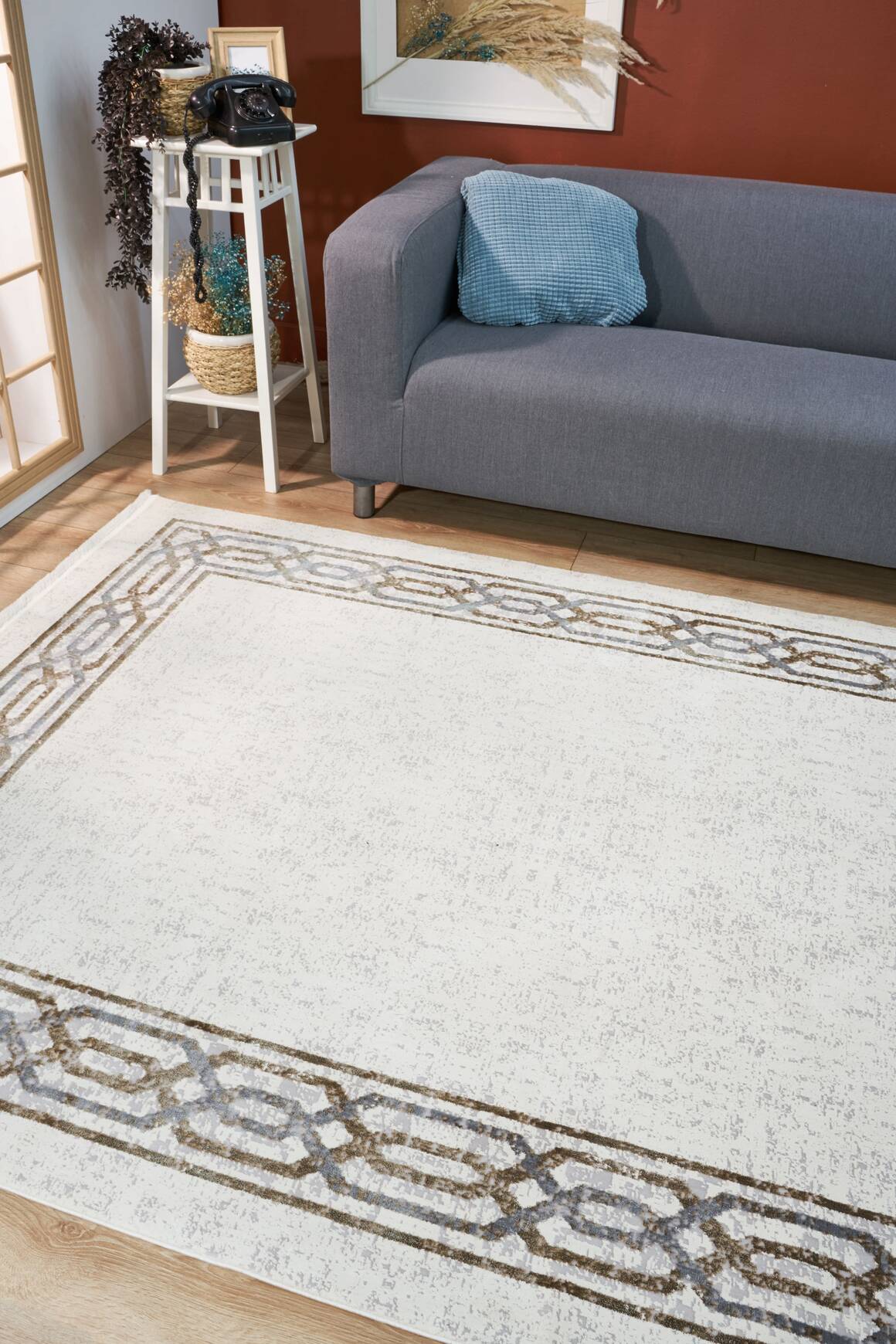 Riena 1132 Latte - Akrilik Polyester Halı | Kaymaz Tabanlı Dekoratif Halı