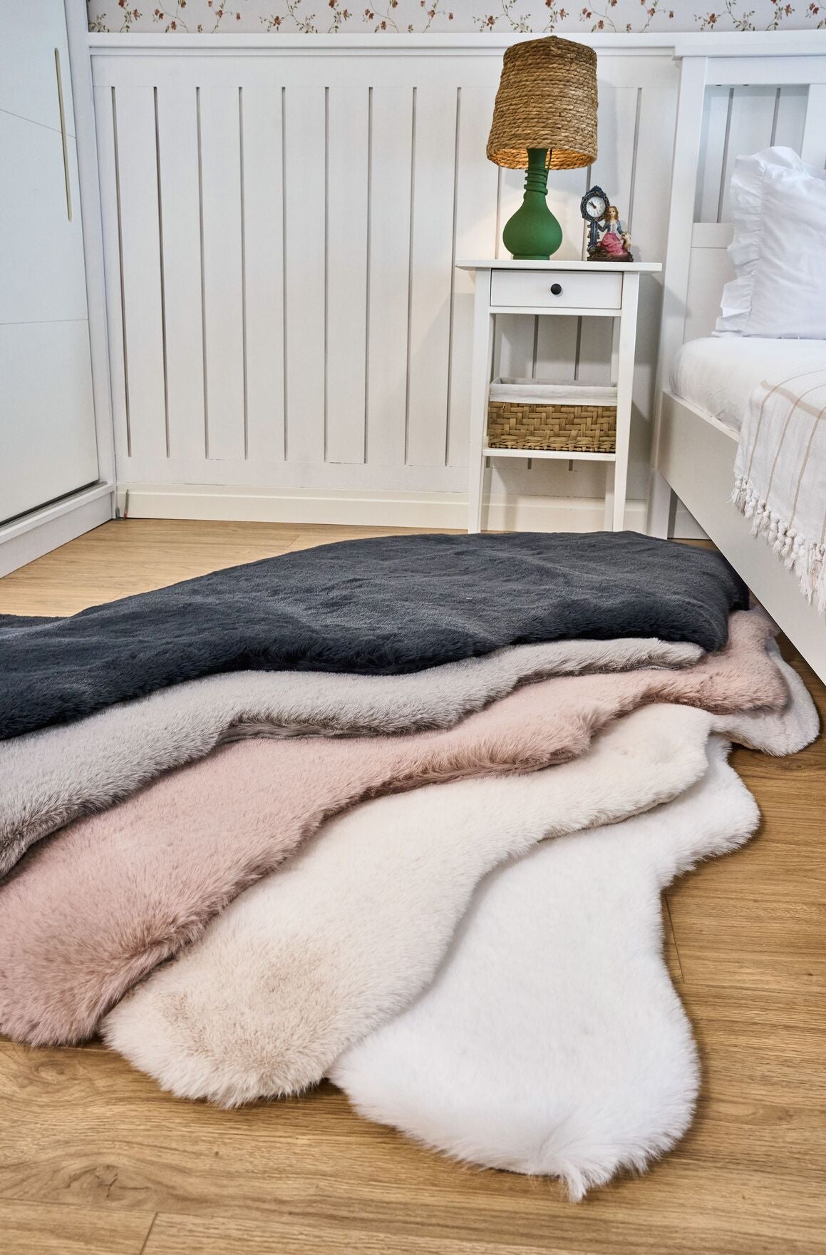 Palma Beyaz - Yıkanabilir Peluş Halı | Kaymaz Süet Taban Halı