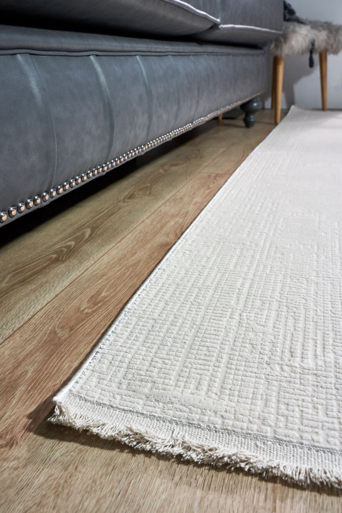 Serenity 7821 Krem - Viskon Dokuma Halı | Modern Gri Salon Halısı