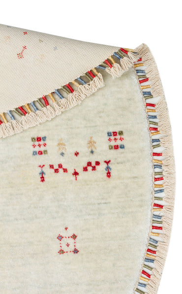 ZR 06 BEIGE Q  - ZARA - Otantik Desenli El Emeği ile Özel Tezgahlarda Üretilen Modern Uşak Halısı