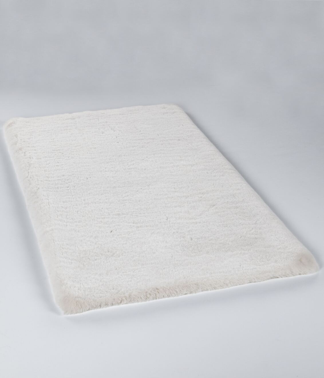 Palma Krem - Yıkanabilir Peluş Halı | Kaymaz Süet Taban Halı