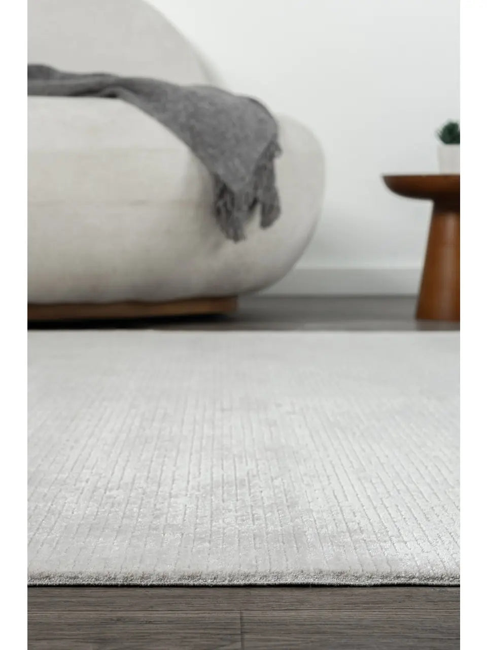 Koza Lara A0245B-Gri Modern Yumuşak Dokulu Minimalist Parlak Viskon Salon ve Oturma Odası Halısı