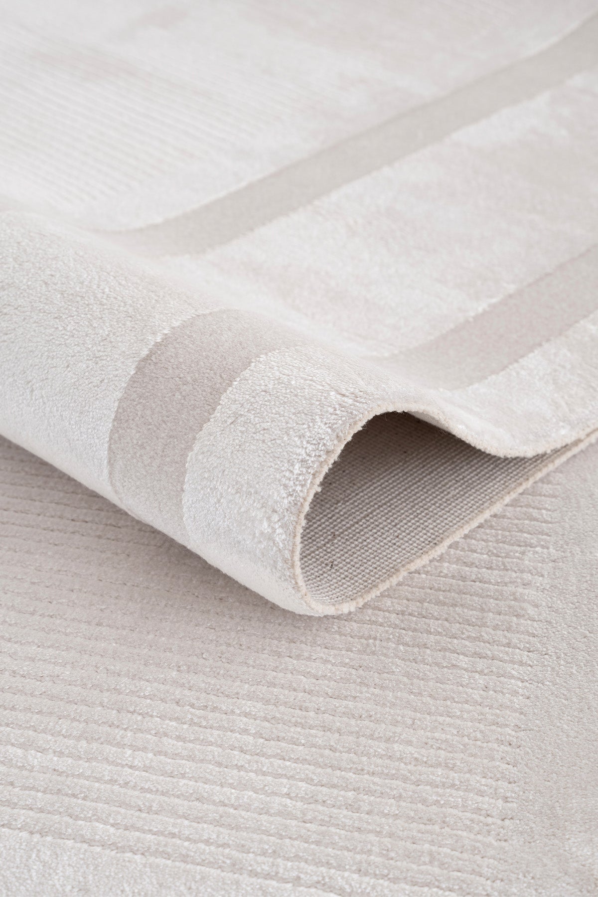 Koza Lara A0251A-Krem Modern Yumuşak Dokulu Minimalist Parlak Viskon Salon ve Oturma Odası Halısı