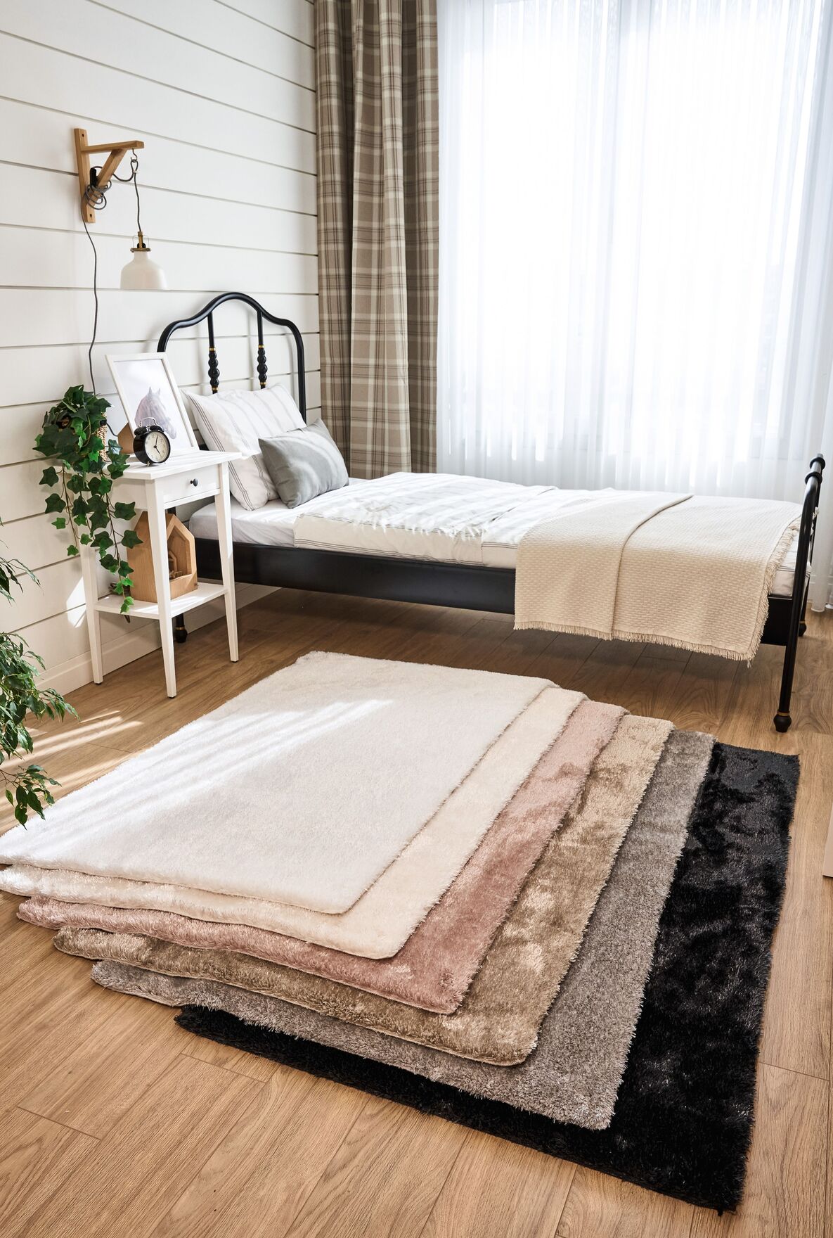 Vega Antrasit - Yıkanabilir Peluş Halı | Kaymaz Süet Taban