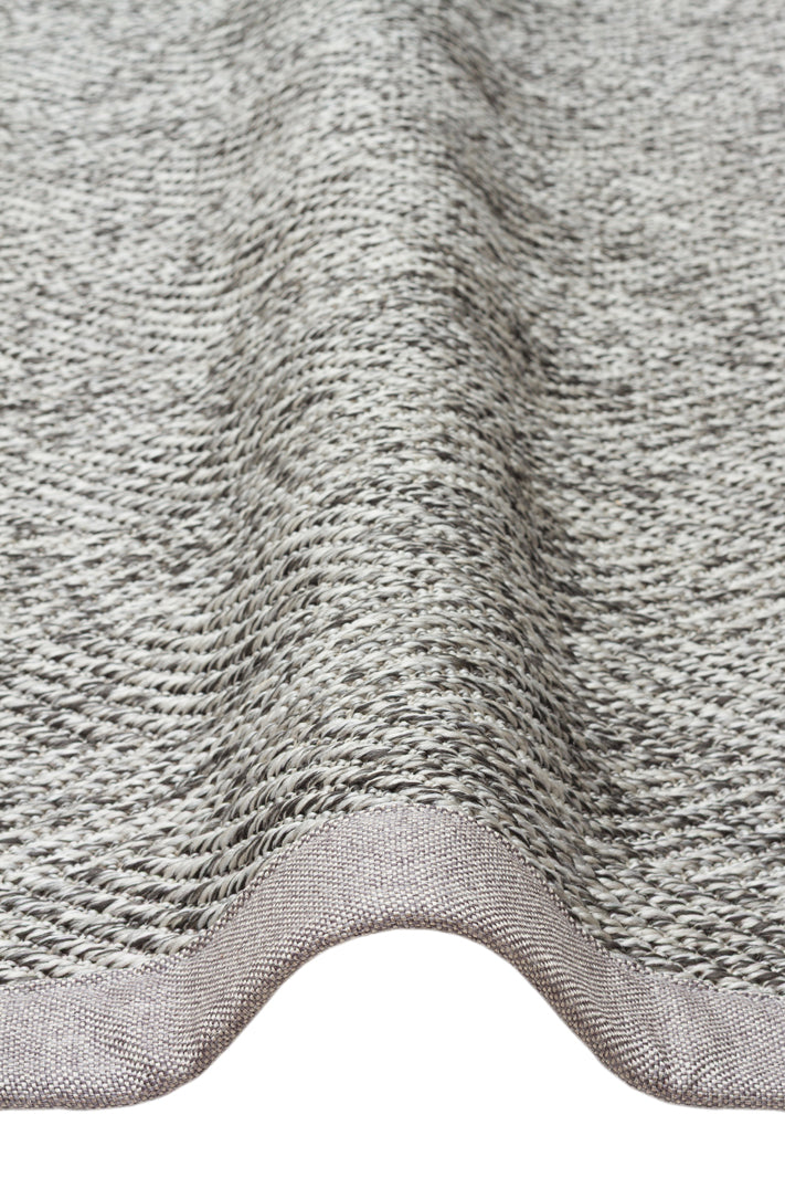 VENTURA SISAL VNT 2704 Gri BDR Gri   İç ve Dış Mekan Kullanımına Uygun Hav Vermeyen Kolay Temizlenebilir Bordürlü Sisal Görünümlü Halı