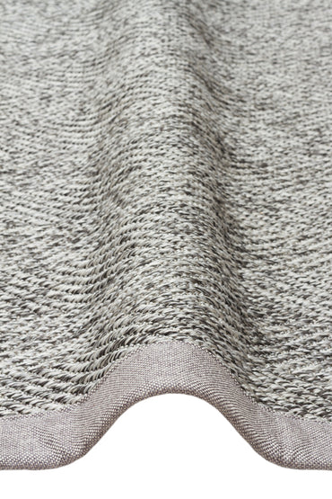 VENTURA SISAL VNT 2704 Gri BDR Gri   İç ve Dış Mekan Kullanımına Uygun Hav Vermeyen Kolay Temizlenebilir Bordürlü Sisal Görünümlü Halı