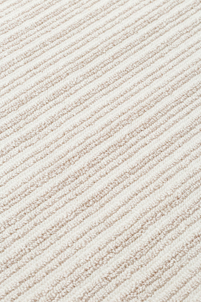 MONO LOOP 03 Krem Bukleli Sisal Dokuma Yıkanabilir Kaymaz Tabanlı Kolay Temizlenebilir Makine Halısı
