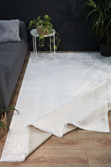 Riena 1121 Beyaz - Akrilik Polyester Halı | Kaymaz Tabanlı Dekoratif Halı