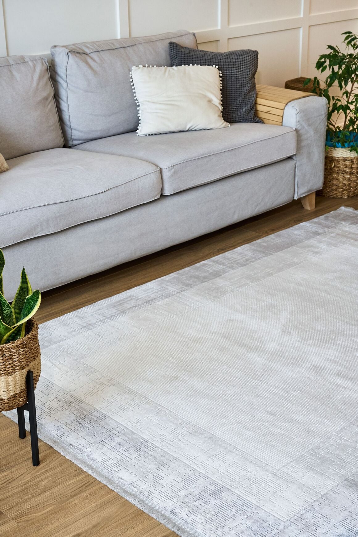 Caliente 4931 Gri - Viskon Dokuma Halı | Şık Modern Halı Modeli