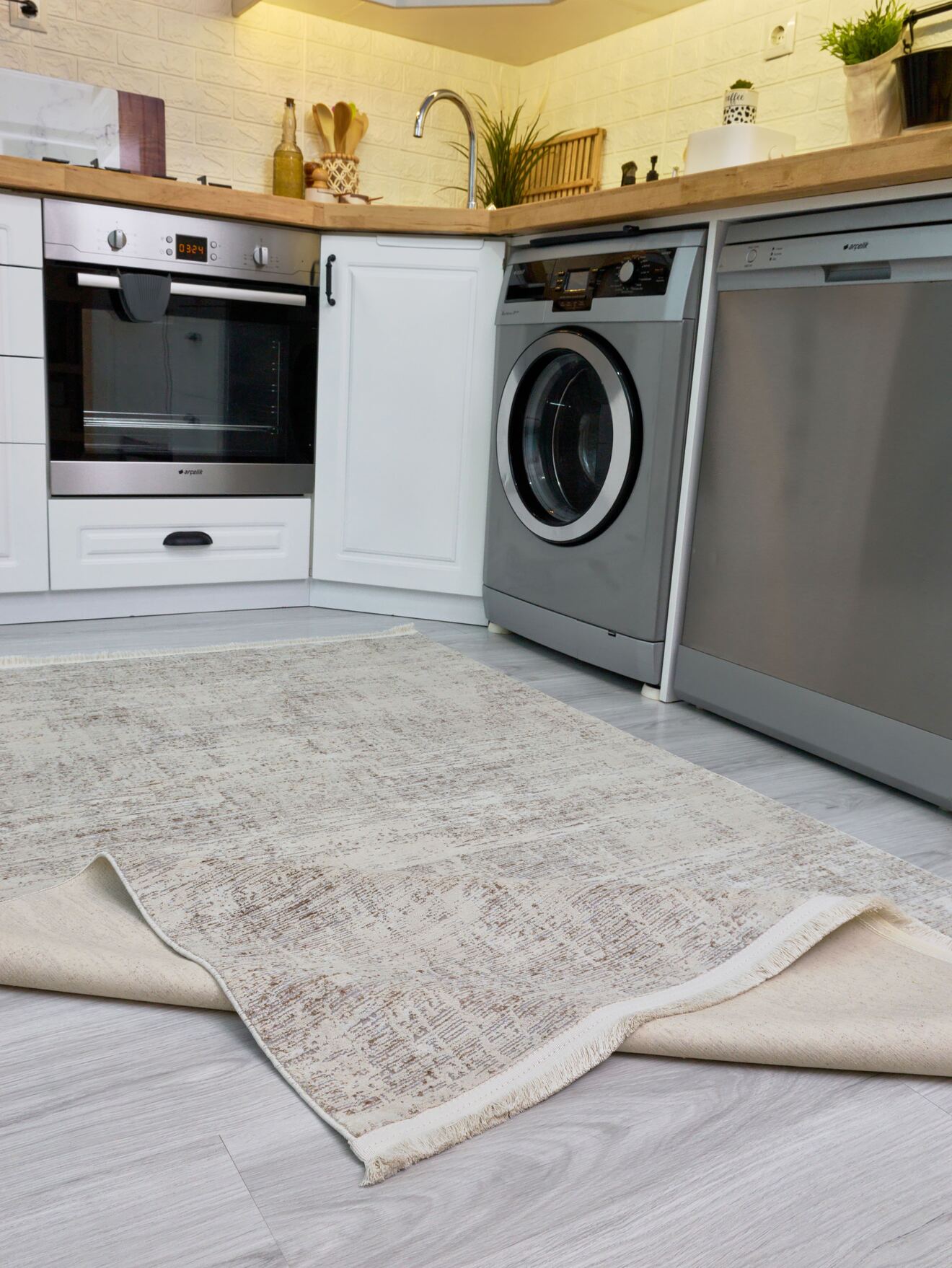Riena 1162 Latte - Akrilik Polyester Halı | Kaymaz Tabanlı Dekoratif Halı