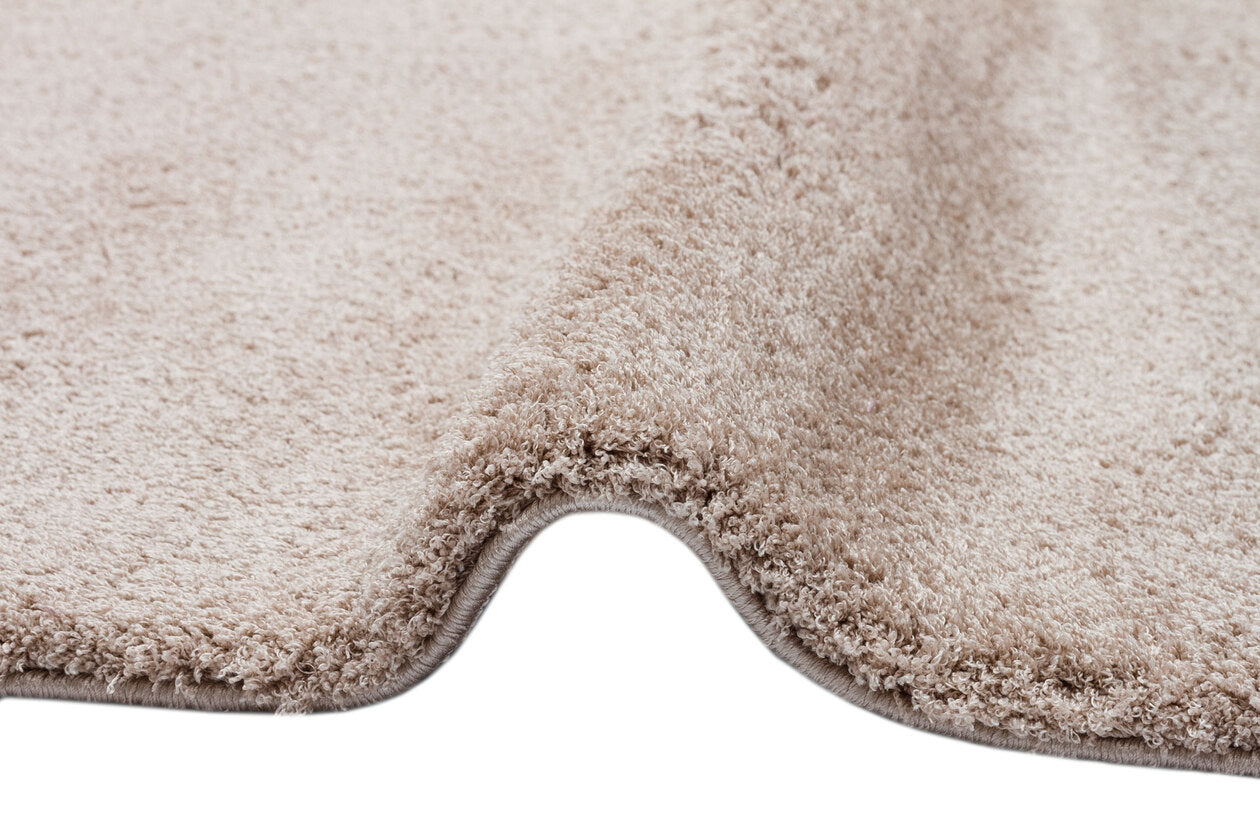 1006 BEIGE  - COMFORT - Kolay Kullanımlı Hav Toz Vermez Yumuşak Dokulu Modern Pofuduk Shaggy Halı 